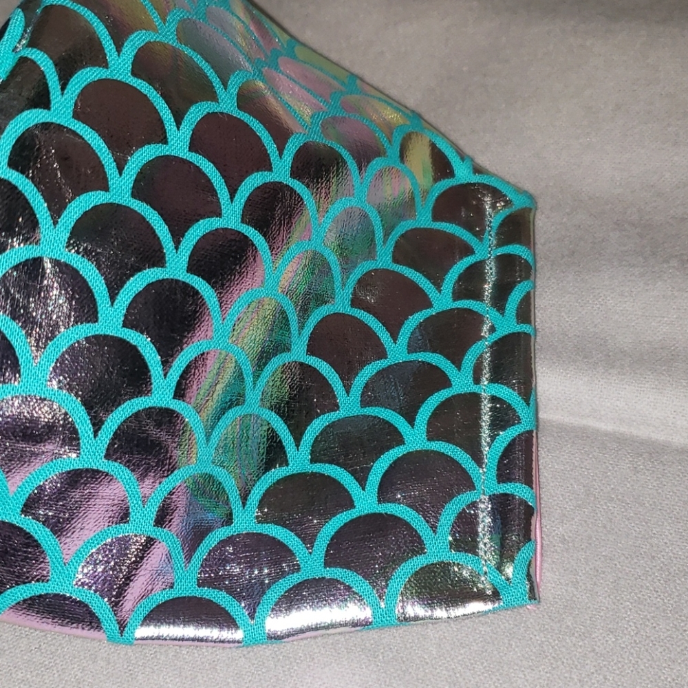 Face Mask - Picture 3 of 4